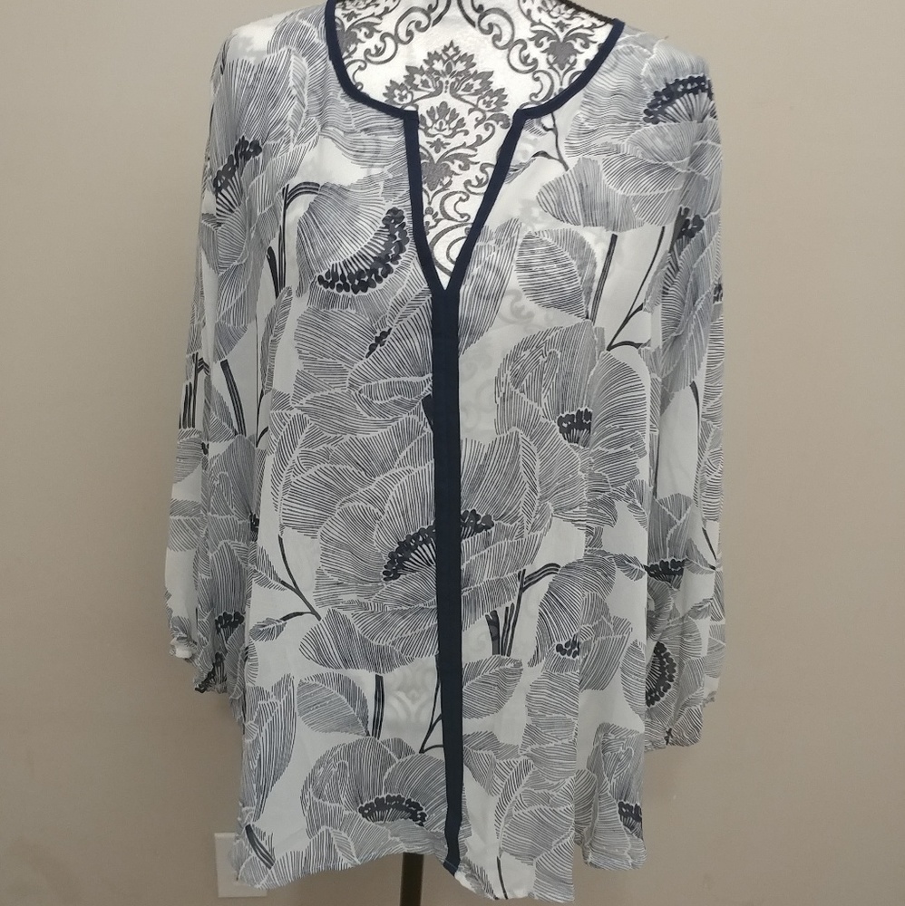 Fun 2 Fun Navy/Flower Sheer Top